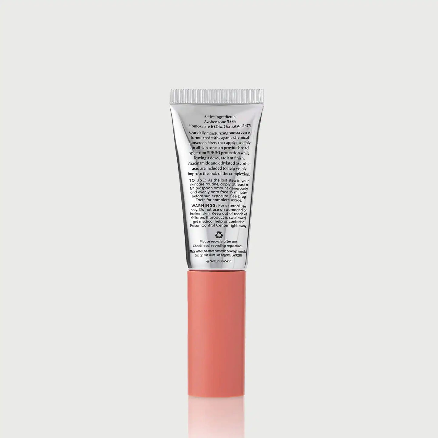 dew-glow-moisturizer-spf-50-travel-size-g7 NATR-10157_Dew-Glow-Moisturizer-SPF-50-Mini_back_capon_bonebkgd_d7cb9bbb-e294-42e2-8d5a-28c73c09b5b5.webp
