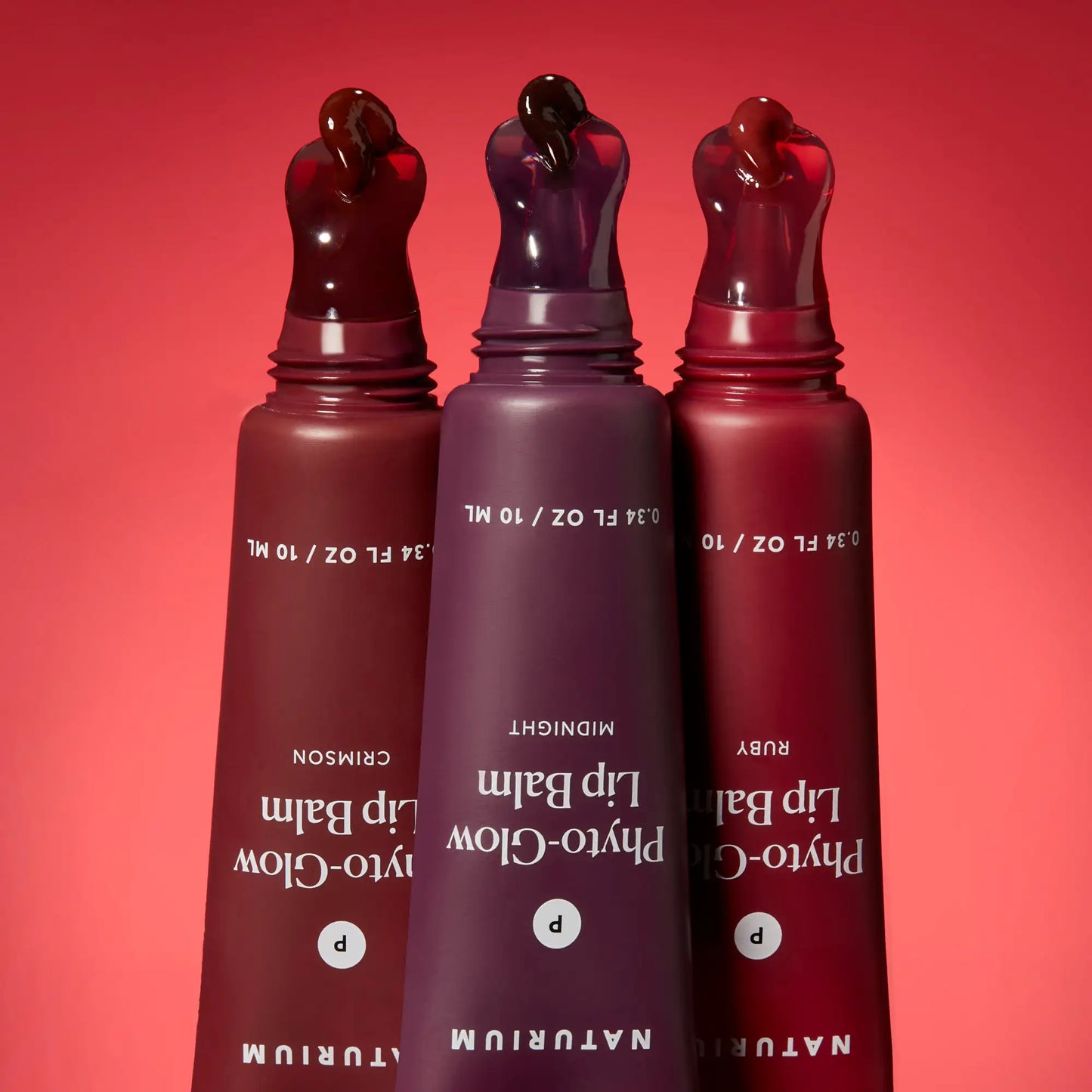 phyto-glow-lip-balm-crimson-d4 phytoglow-moody_6357-crop_1_e73a7054-8061-4f72-8a58-c0111f6fcffa.webp